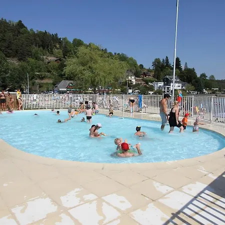 Les Chenets Feriehus Chambon-sur-Lac